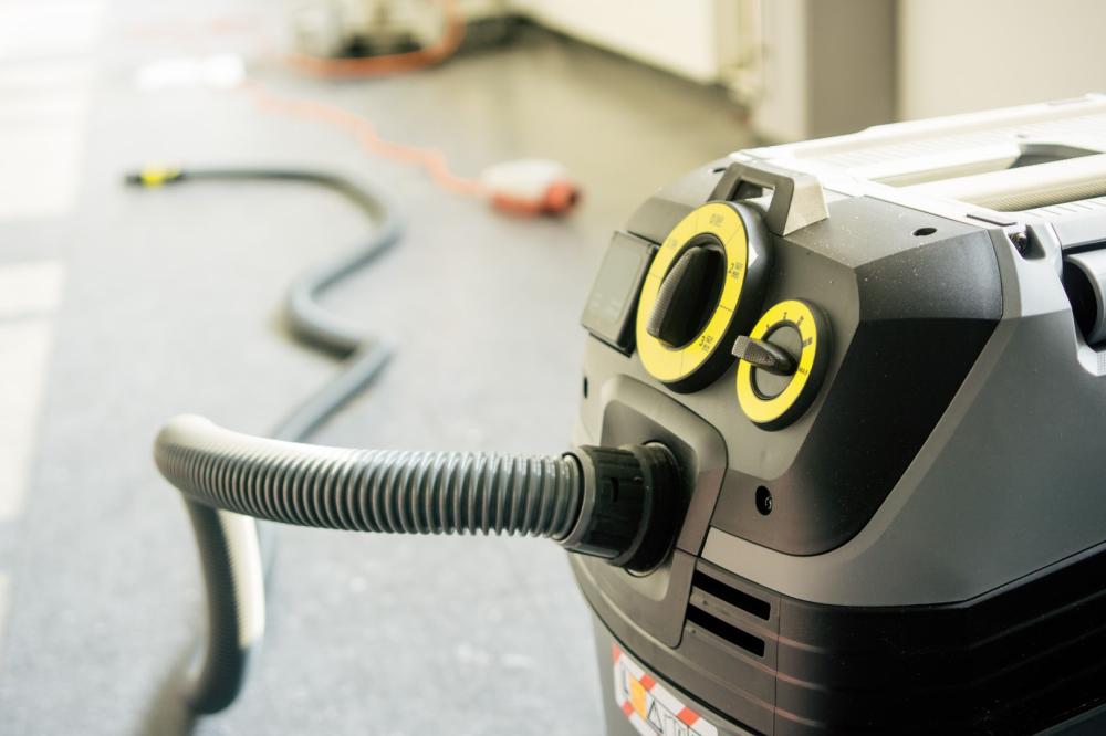 gros plan sur aspirateur professionnel